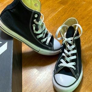 CONVERSE All Star Chuck Taylor Black Canvas High Top Shoes 3J231 Youth Size 3